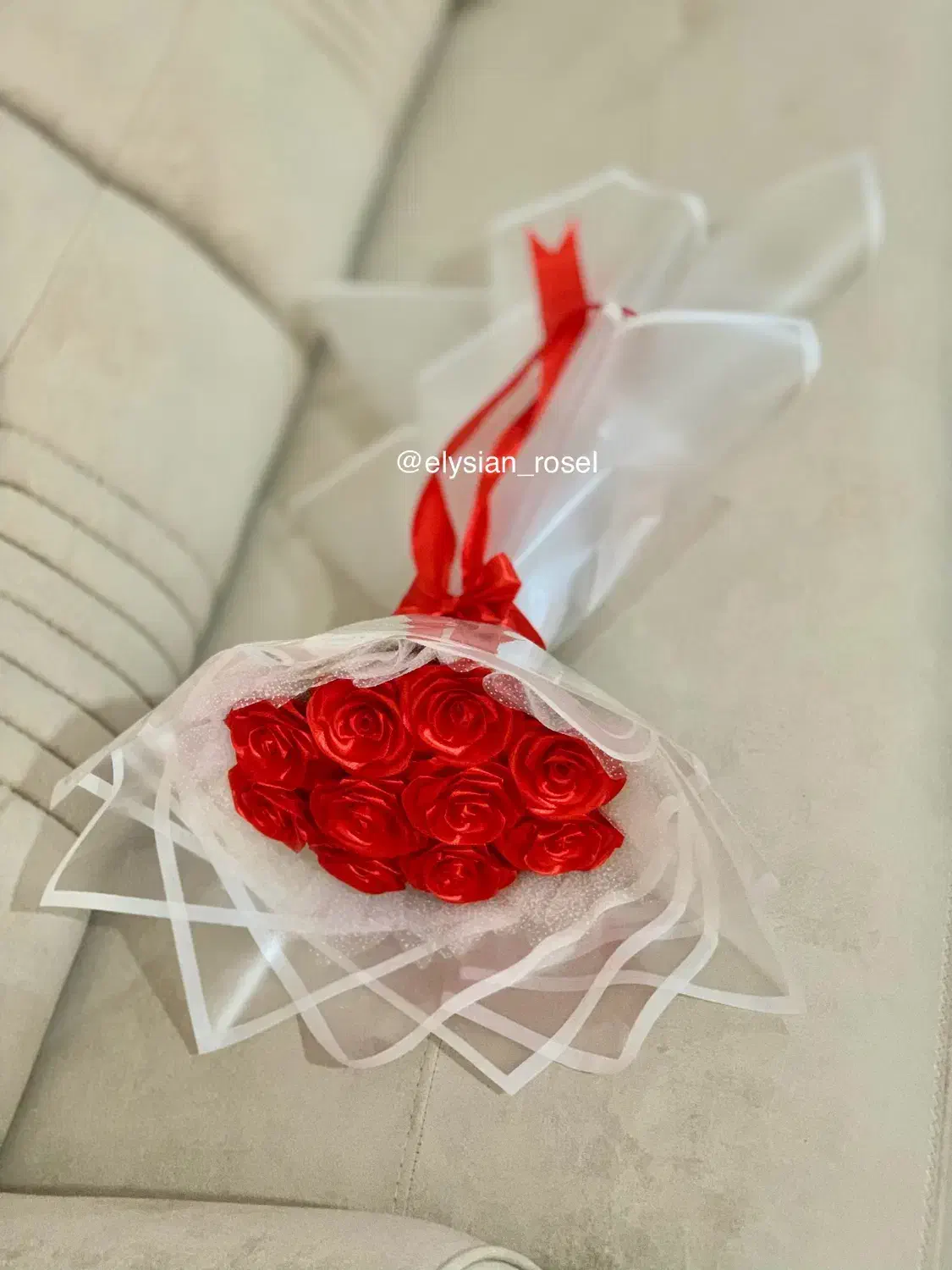 رز قرمز|گل مصنوعی|ارومیه, |دیوار