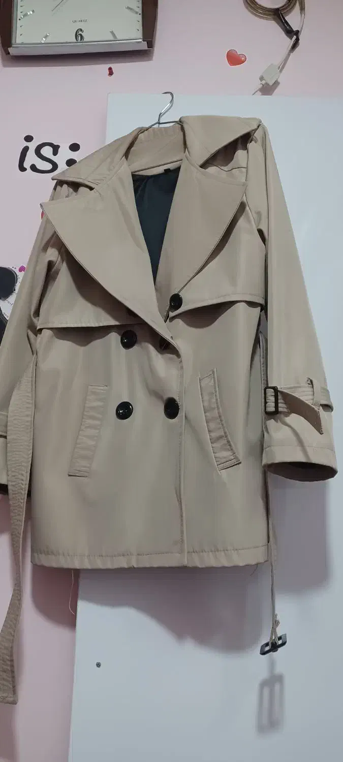 پالتو پاییزه|لباس|صدرا-فارس, فاز ۱|دیوار