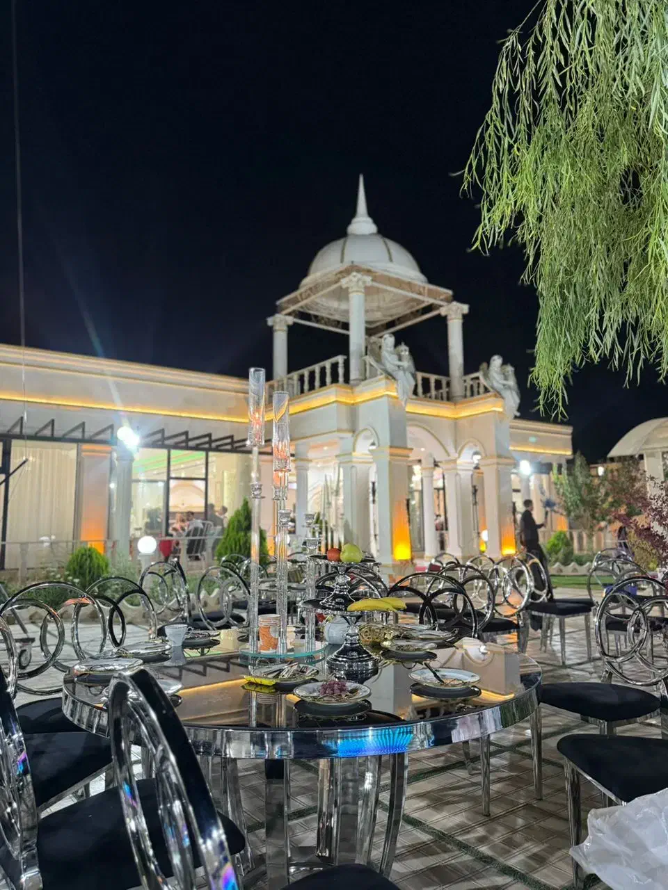 عمارت و تالار باغ|خدمات پذیرایی، مراسم|تبریز, |دیوار