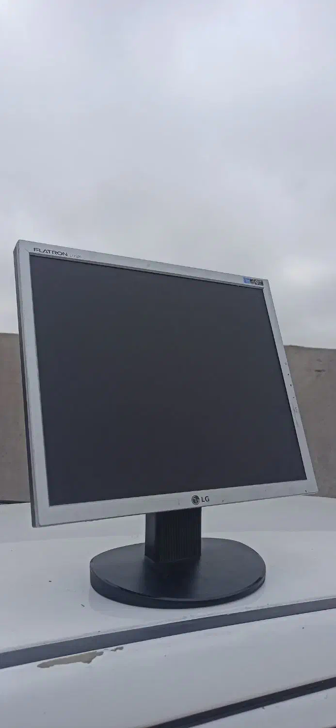 مانیتور LG|قطعات و لوازم جانبی رایانه|تربت جام, شهرک آزادگان|دیوار