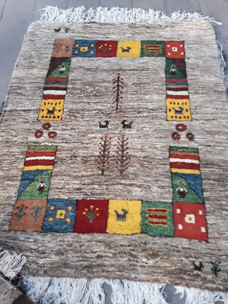 فروش فرش گعبه قالیچه رنگ گیاهی|فرش|تبریز, |دیوار