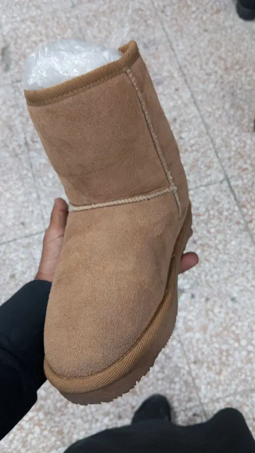 بوت زنانه|کیف، کفش، کمربند|شیراز, زرهی|دیوار