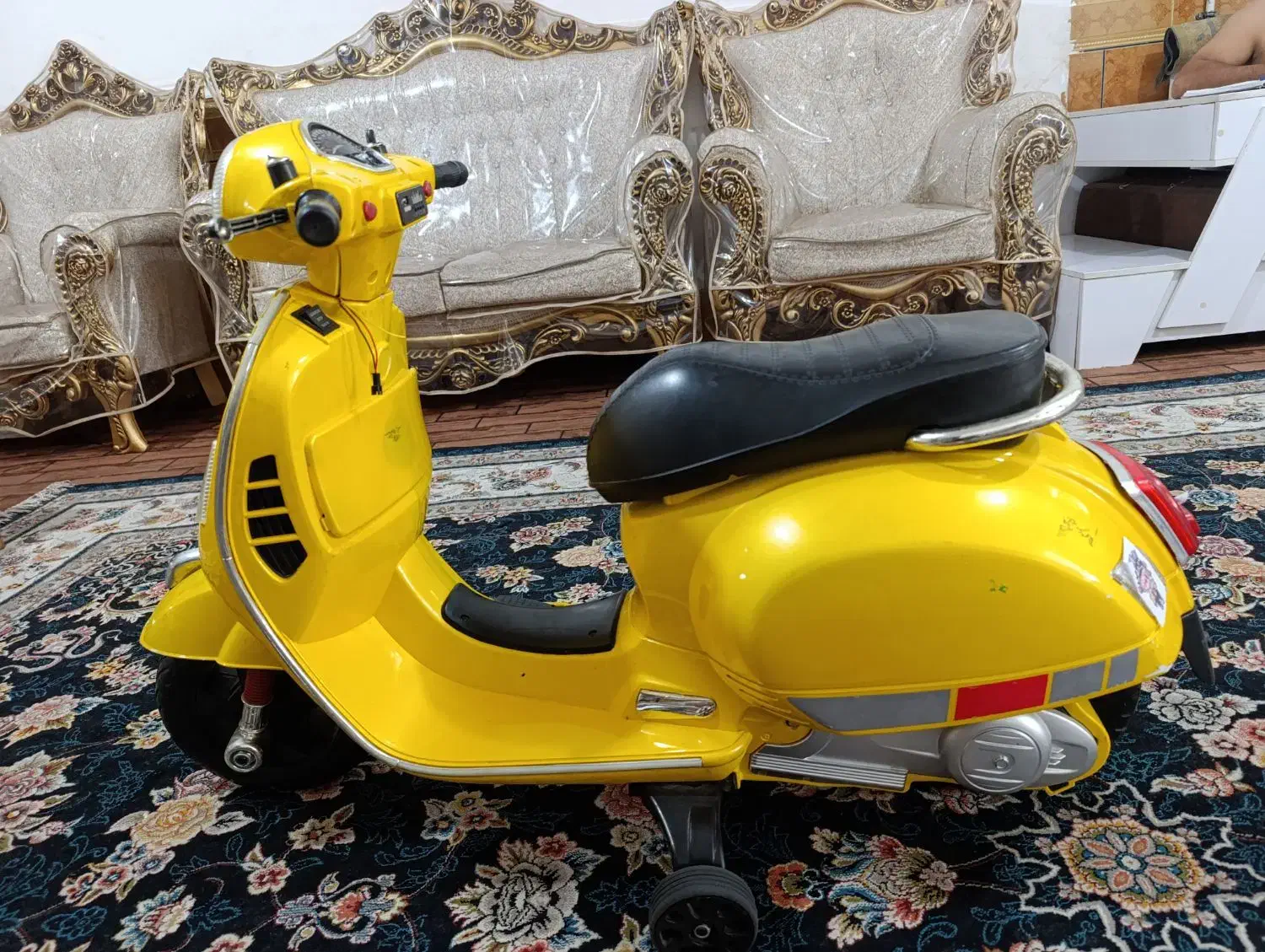 موتور بچگانه|اسباب‌بازی بچه|داراب, |دیوار