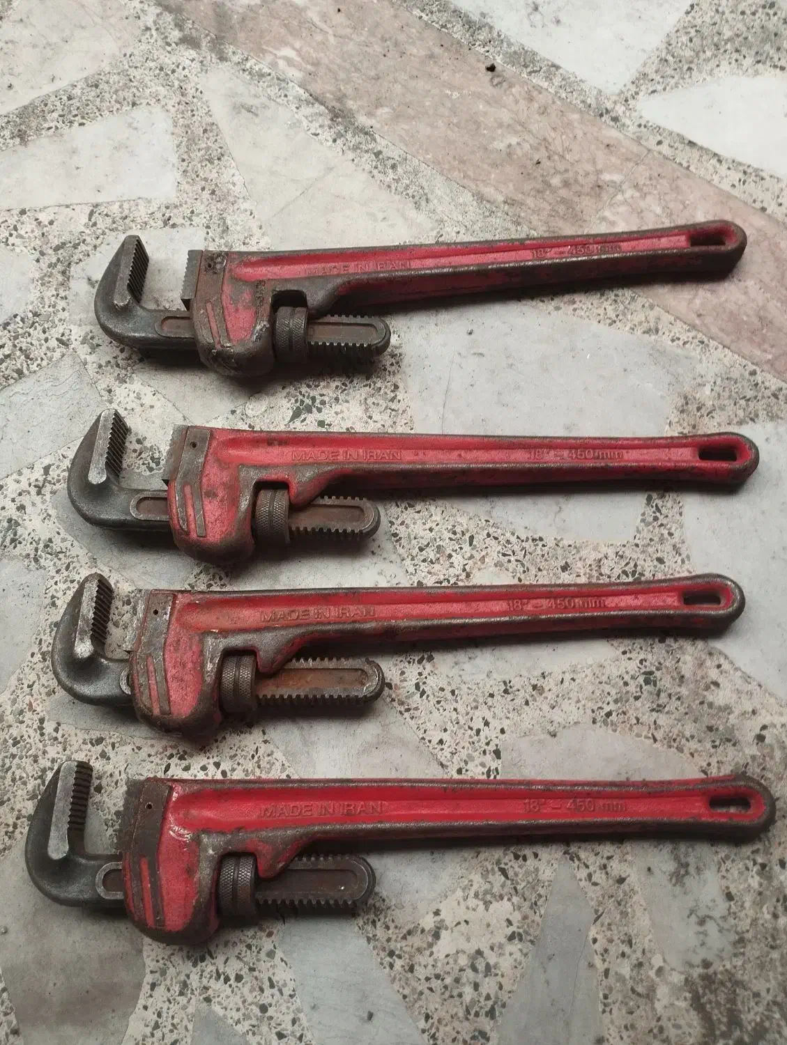 آچار لوله گیر|ابزارآلات|رشت, فلسطین|دیوار