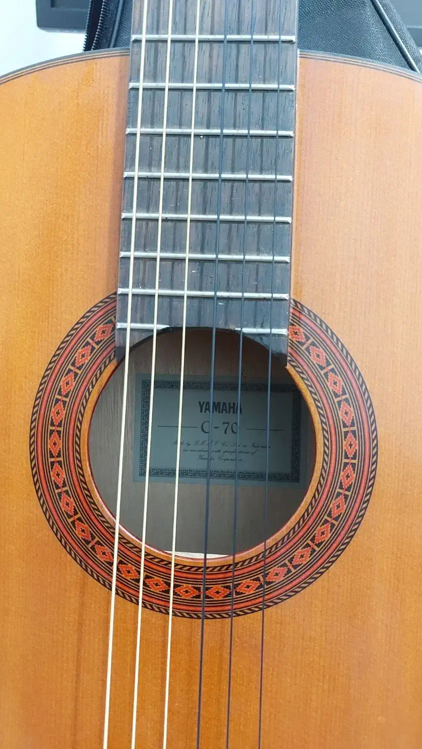 گیتار c70 اصلی|گیتار، بیس، امپلیفایر|شهریار, شهرک وائین|دیوار