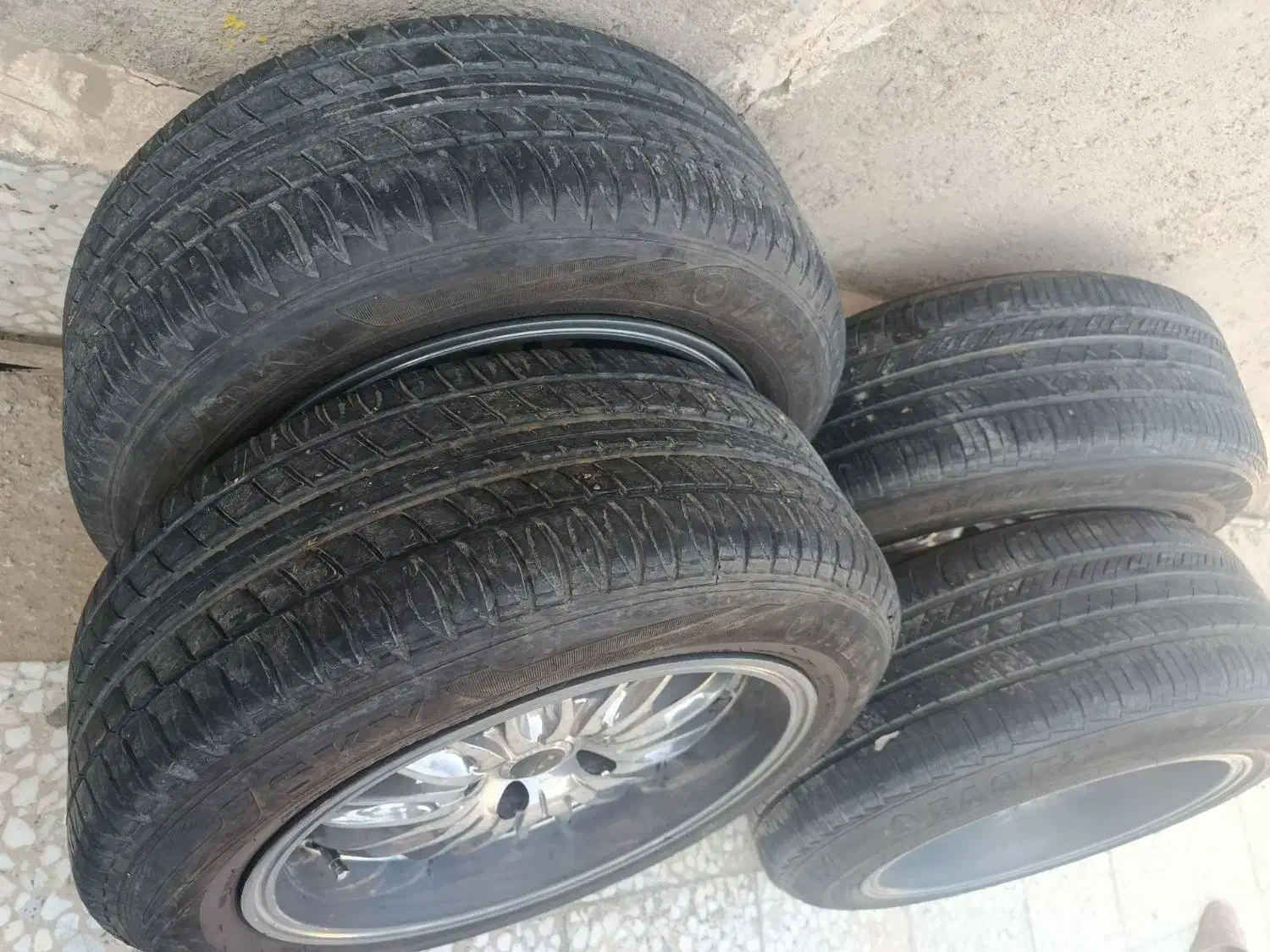 رینگ و لاستیک اسپرت سایز ۱۶|قطعات یدکی و لوازم جانبی|زابل, |دیوار