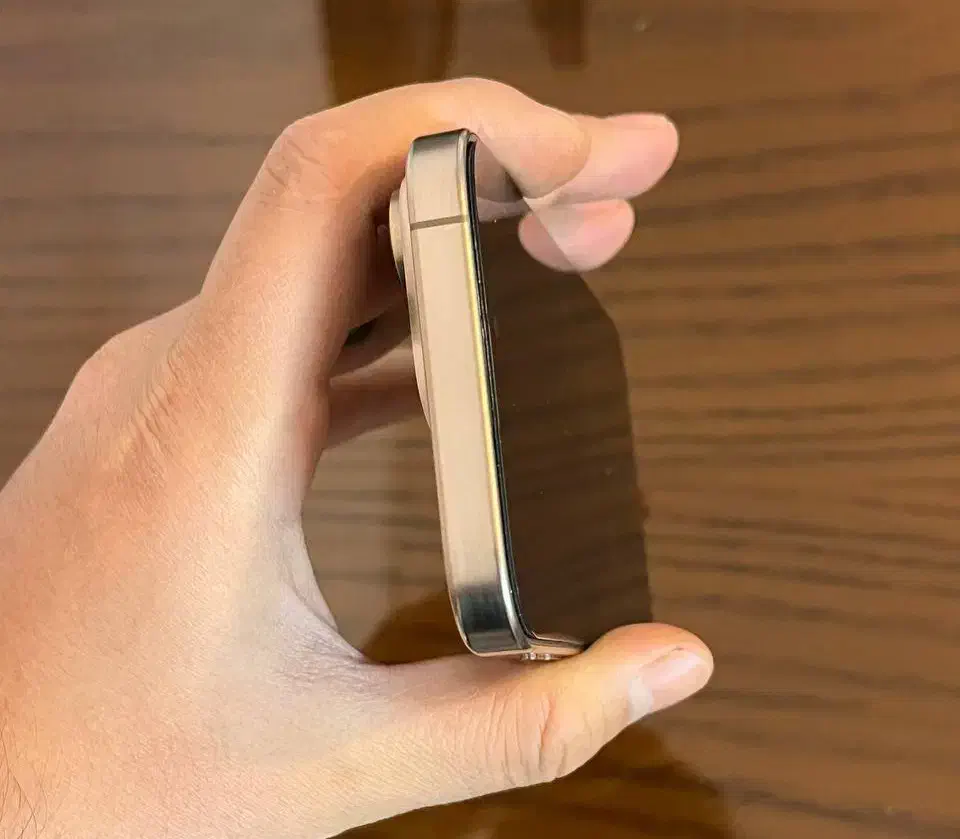 iphone 16 pro|موبایل|مشهد, دانشجو|دیوار
