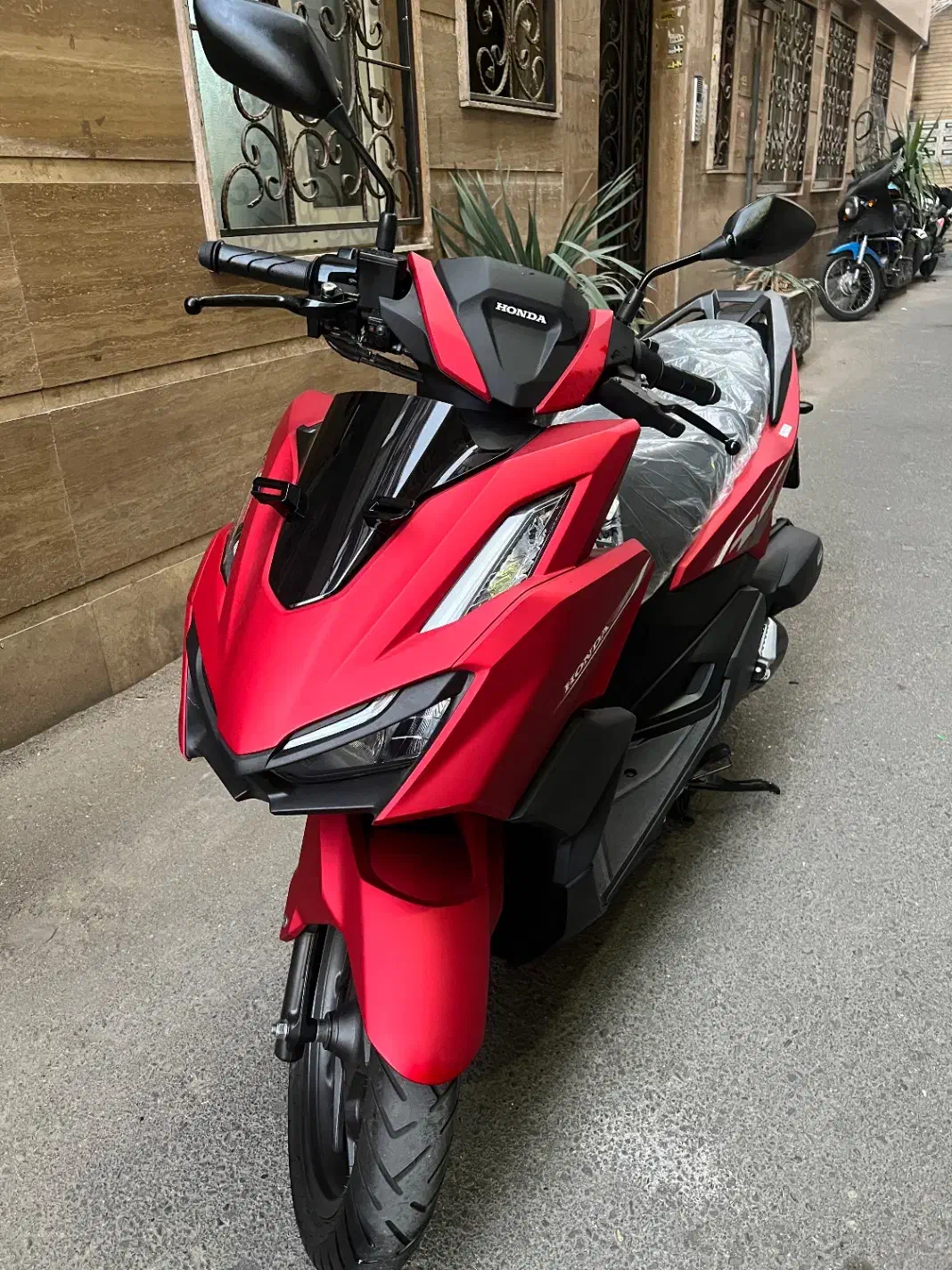 موتور کلیک واریو ۱۶۰ اصل|موتورسیکلت|تهران, منیریه|دیوار