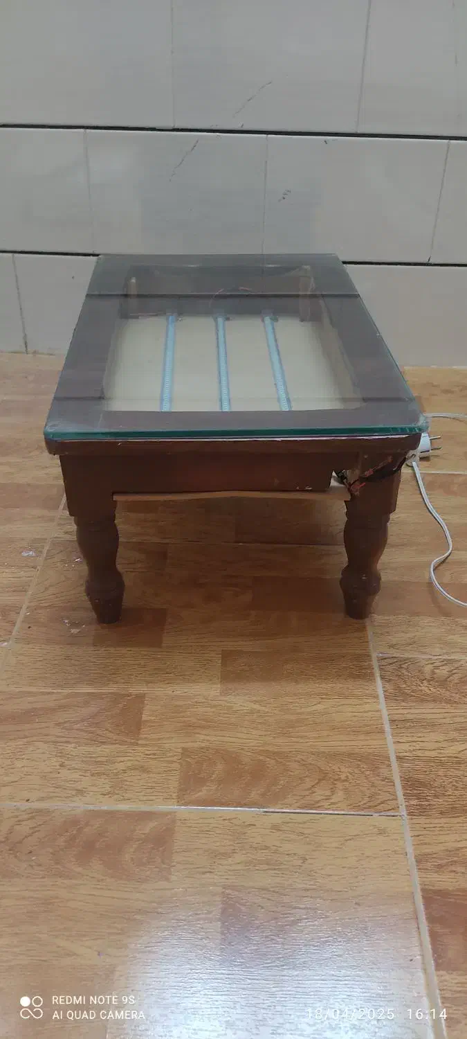 میز نورجهت کارنقاشی وطراحی دانش اموزان ودانشجویان|میز تحریر و کامپیوتر|کاشان, کشاورز|دیوار