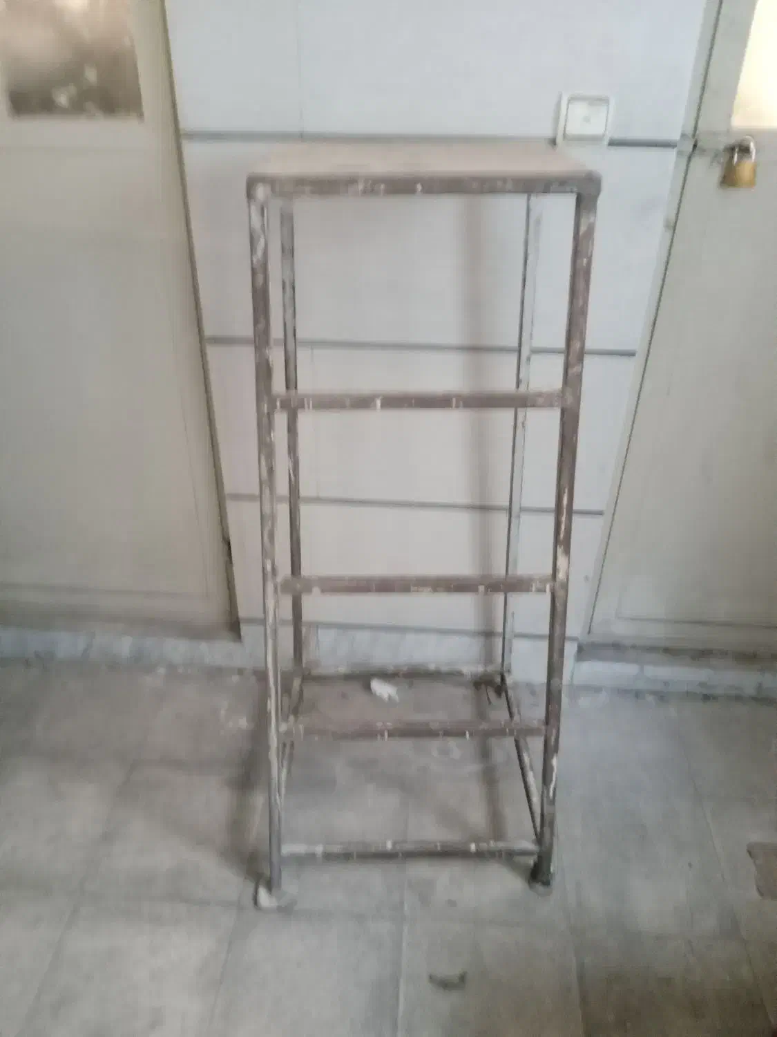 چهار پایه اهنی|حراج|تهران, مشیریه|دیوار