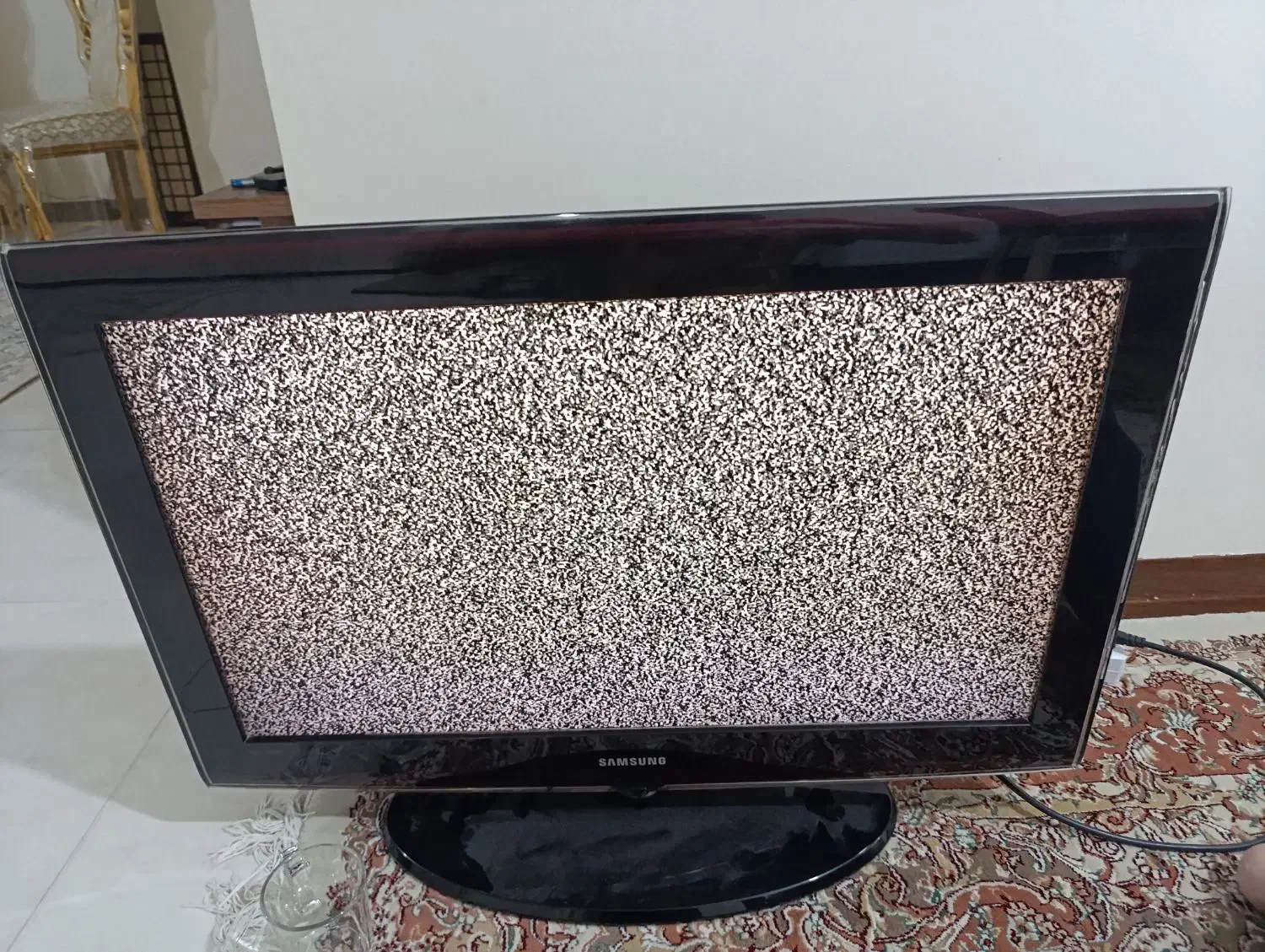 lcd 32|تلویزیون و پروژکتور|تهران, آذری|دیوار