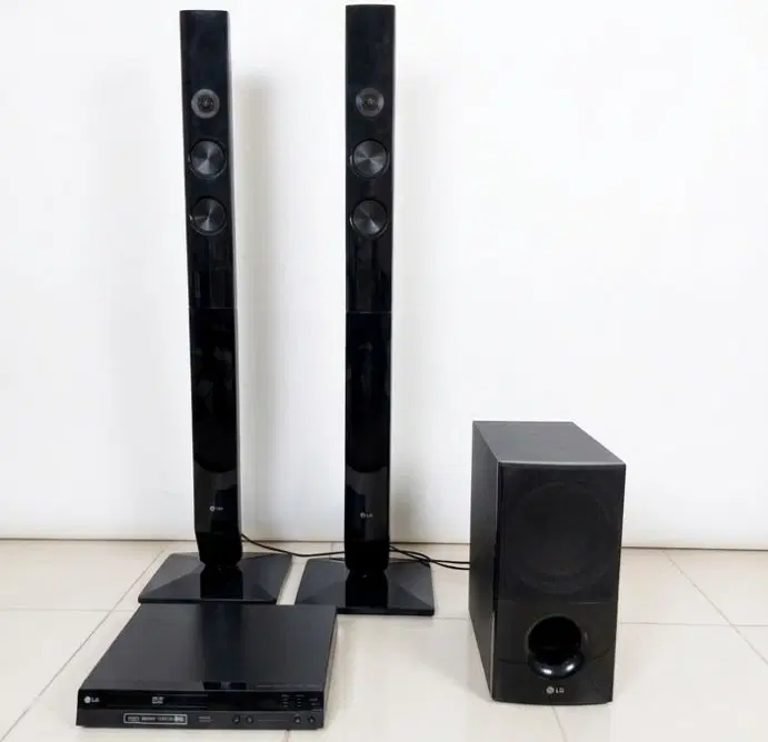 سینما خانگی LG(اسپیکر ایستاده + سابووفر + دستگاه)|سیستم صوتی خانگی|تهران, مینای شمالی (مخبر)|دیوار