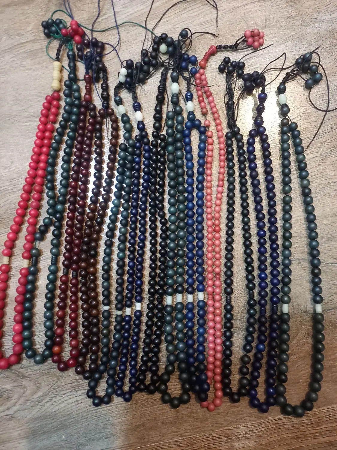 تسبیح گیوه قلیان عصا|بدلیجات|گرگان, |دیوار