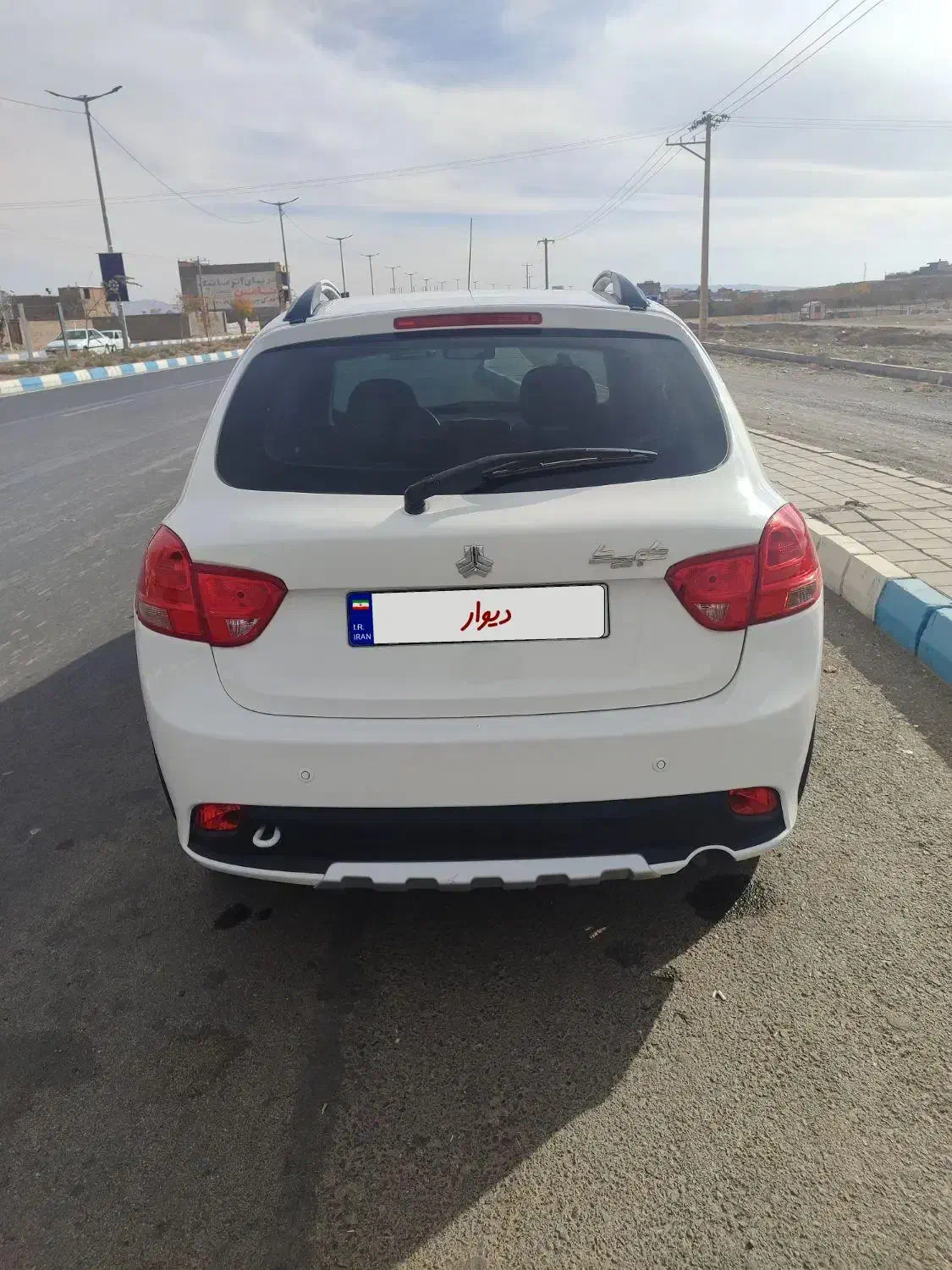 ماشین کوئیکs|خودرو سواری و وانت|تربتحیدریه, شهرک ولیعصر|دیوار