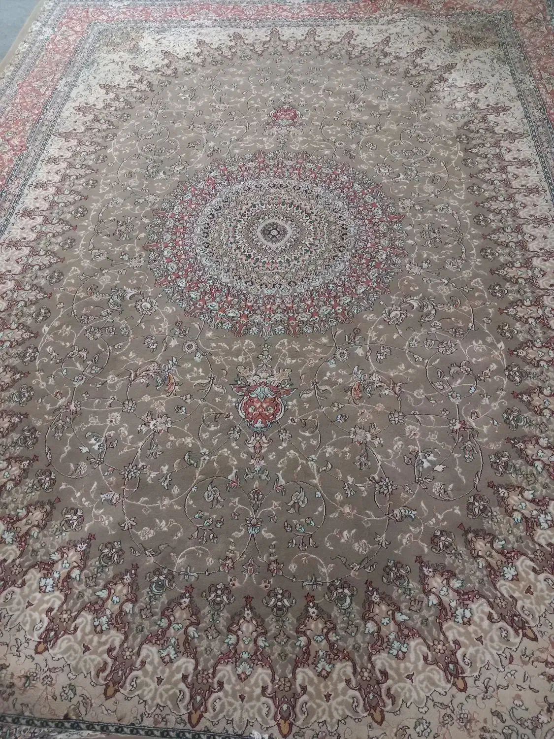 یک جفت فرش ۱۲متری|فرش|قم, چهل درخت|دیوار