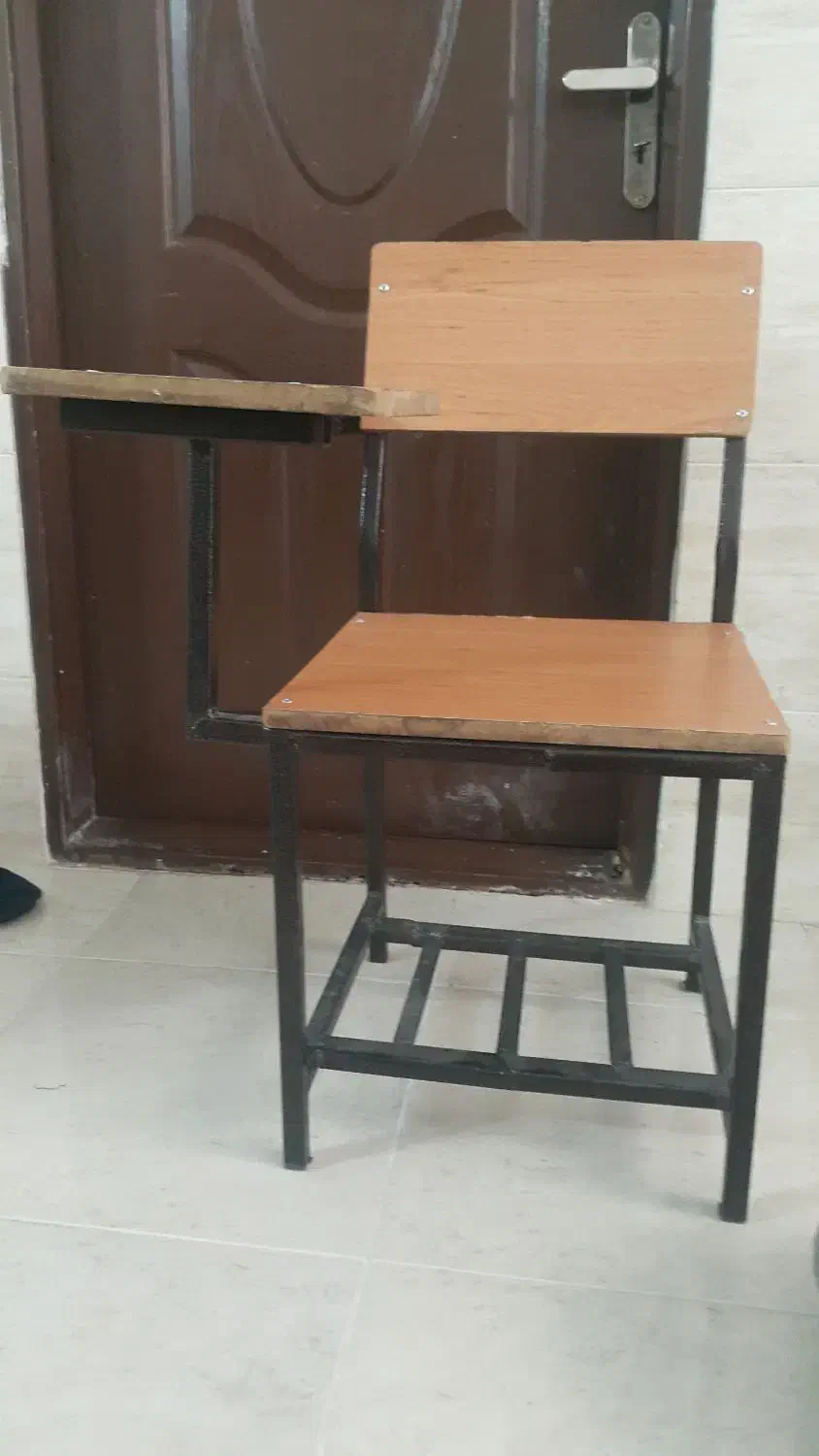 صندلی|صندلی و نیمکت|قم, یزدانشهر|دیوار