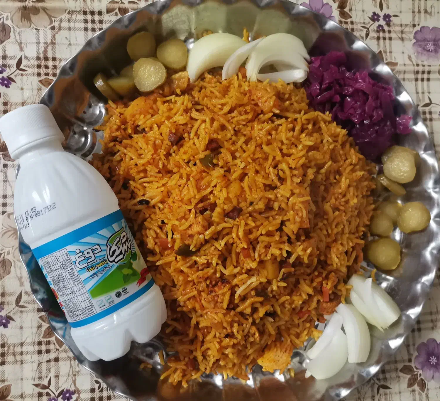 اشپزخانه بیرون بر دستپخت خانگی بابا|خدمات پذیرایی، مراسم|اردکان, |دیوار