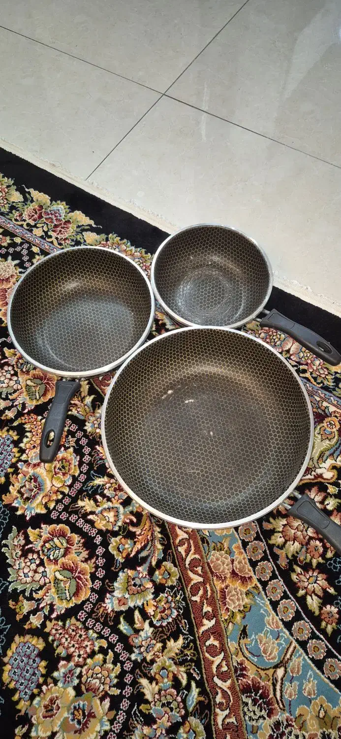 ماهی تابه|ظروف پختوپز|شاهینشهر, اقبال لاهوری|دیوار