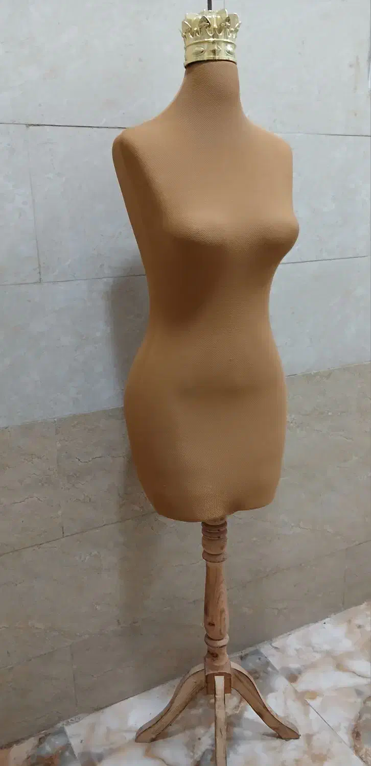 مانکن|لوازم خیاطی و بافتنی|لاهیجان, شهرک سلمان فارسی|دیوار