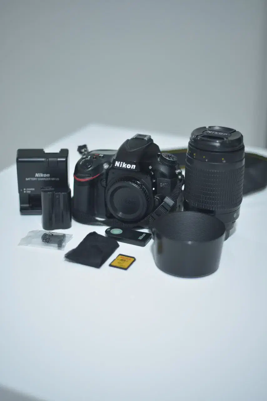 دوربین nikon  d610 کم کار|دوربین عکاسی و فیلم‌برداری|فردیس, فردیس|دیوار