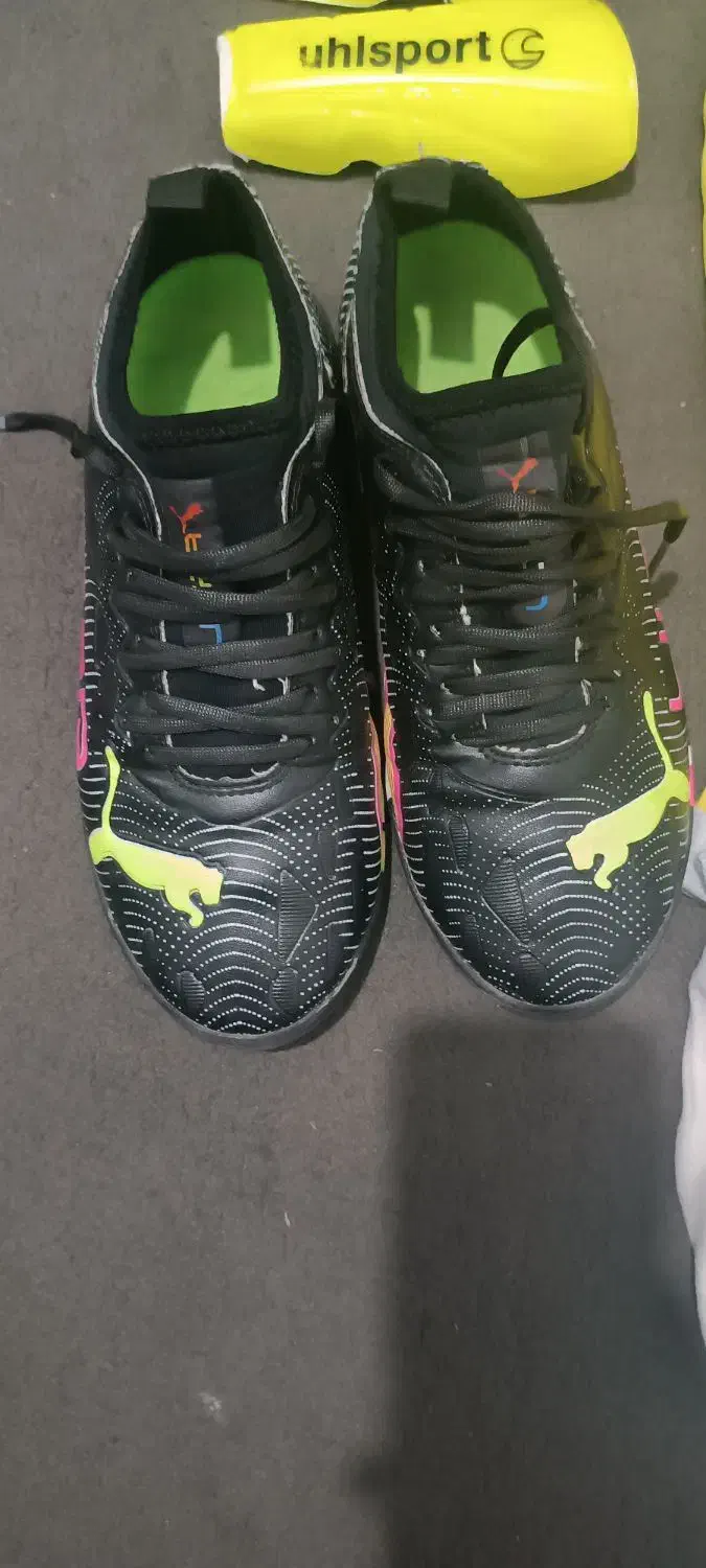 کفش ورزشی مناسب فوتبال|تجهیزات ورزشی|قرچک, شهرک طلائیه|دیوار