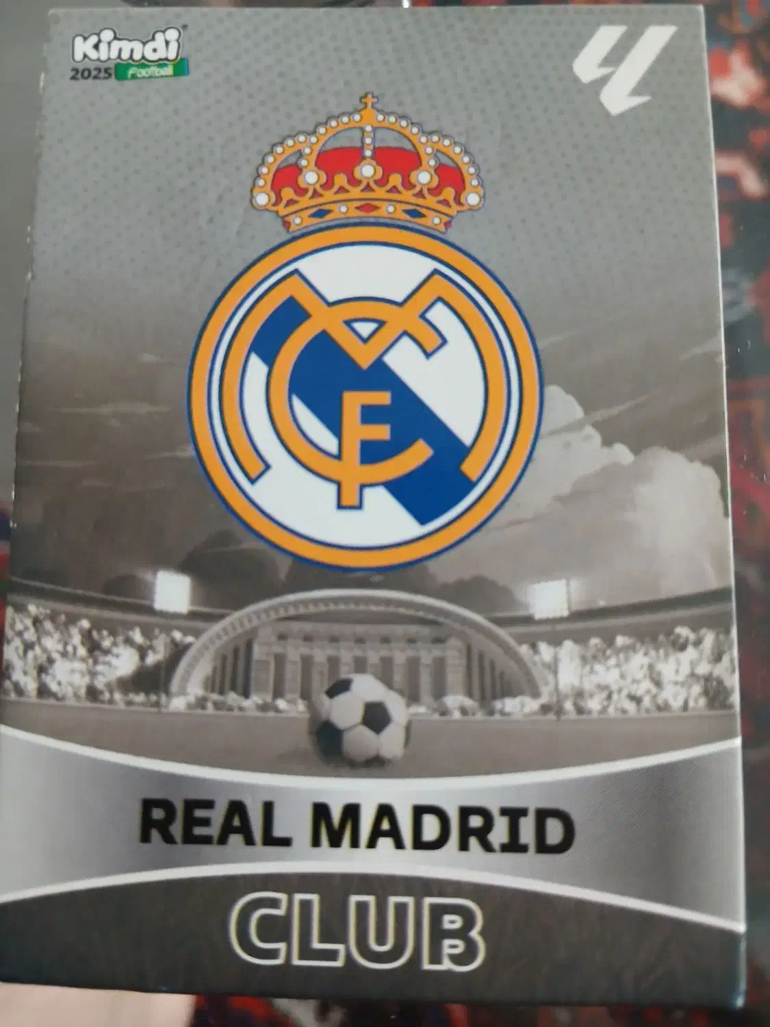 کیمدی کلاب رئال.|اسباببازی|میانه, |دیوار