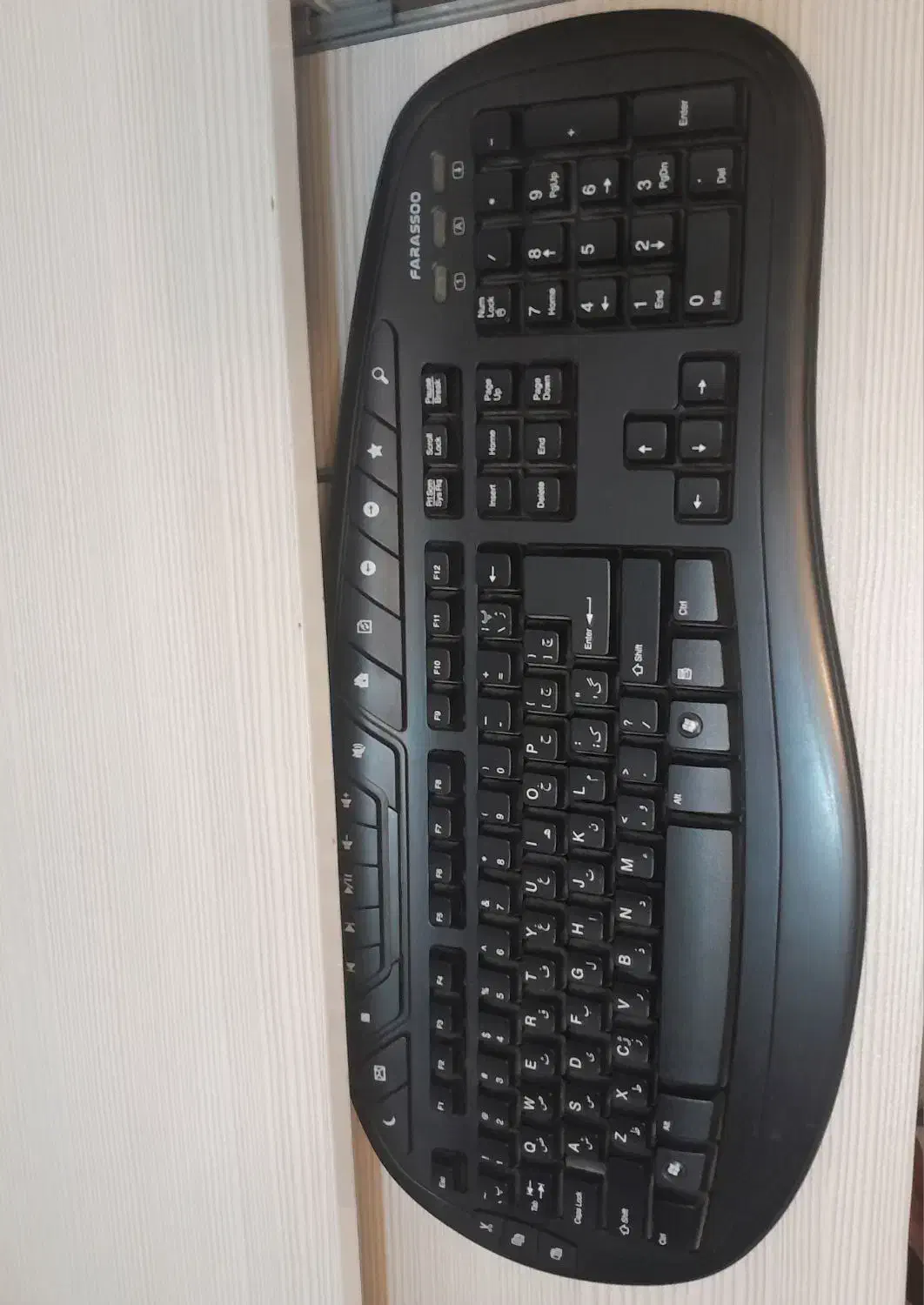 کامپیوتر به همراه کیس و کیبوردو.... سامسونگ|رایانه رومیزی|اندیشه, اندیشه فاز ۳|دیوار