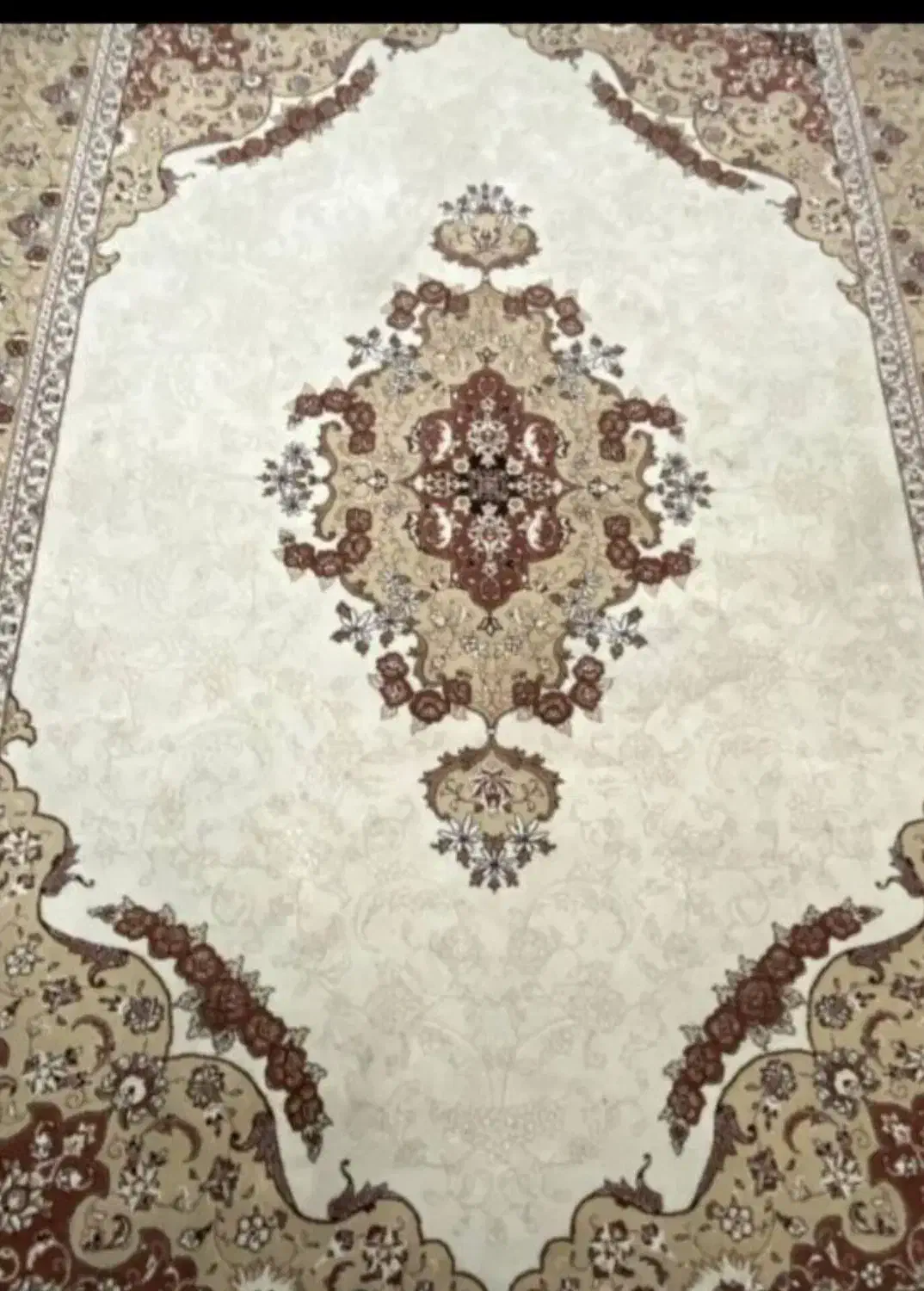 دوتخته فرش ۹متری طرح کرم کاملا سالم وتمیز|فرش|لاهیجان, شهرک جانبازان|دیوار