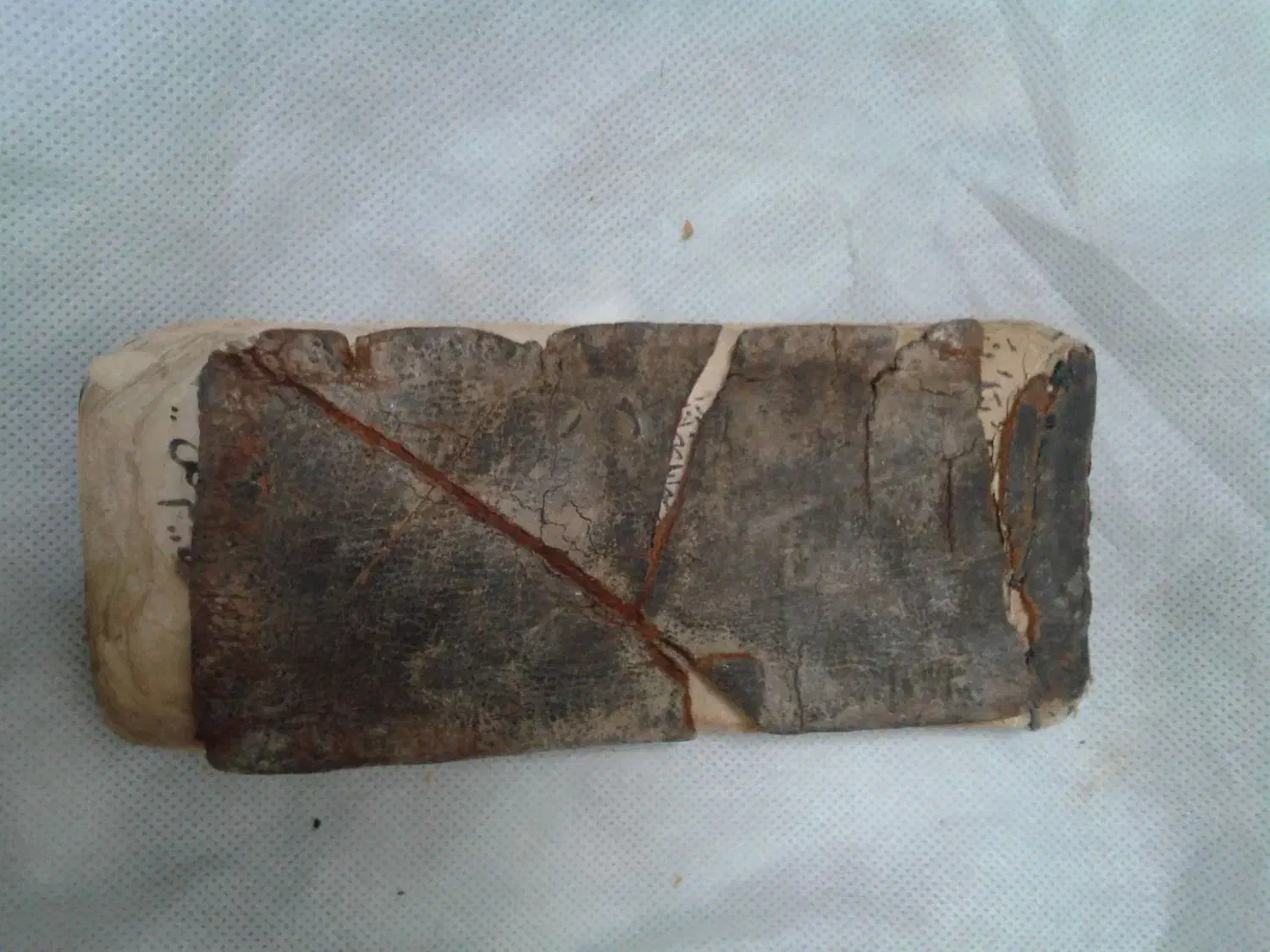 قرآن خطی دست نویس قدیمی|کلکسیون اشیاء عتیقه|کازرون, |دیوار