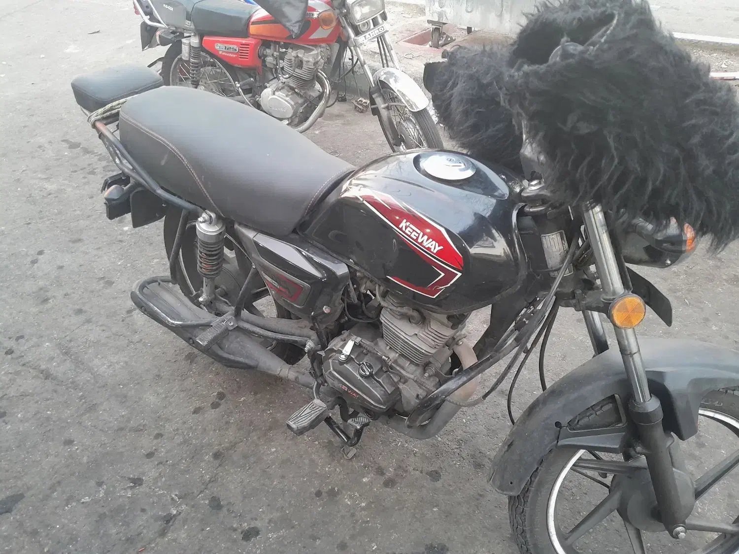 موتور کی وی ۱۵۰ سی سی ، معاوضه با گوشی|موتورسیکلت|تهران, نازی‌آباد|دیوار