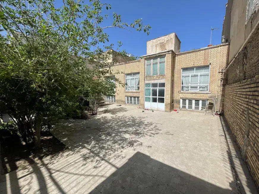 ویلایی    327 متر   شمالی   سند ۶ دانگ    صفائیه|فروش خانه و ویلا|قم, صفائیه|دیوار