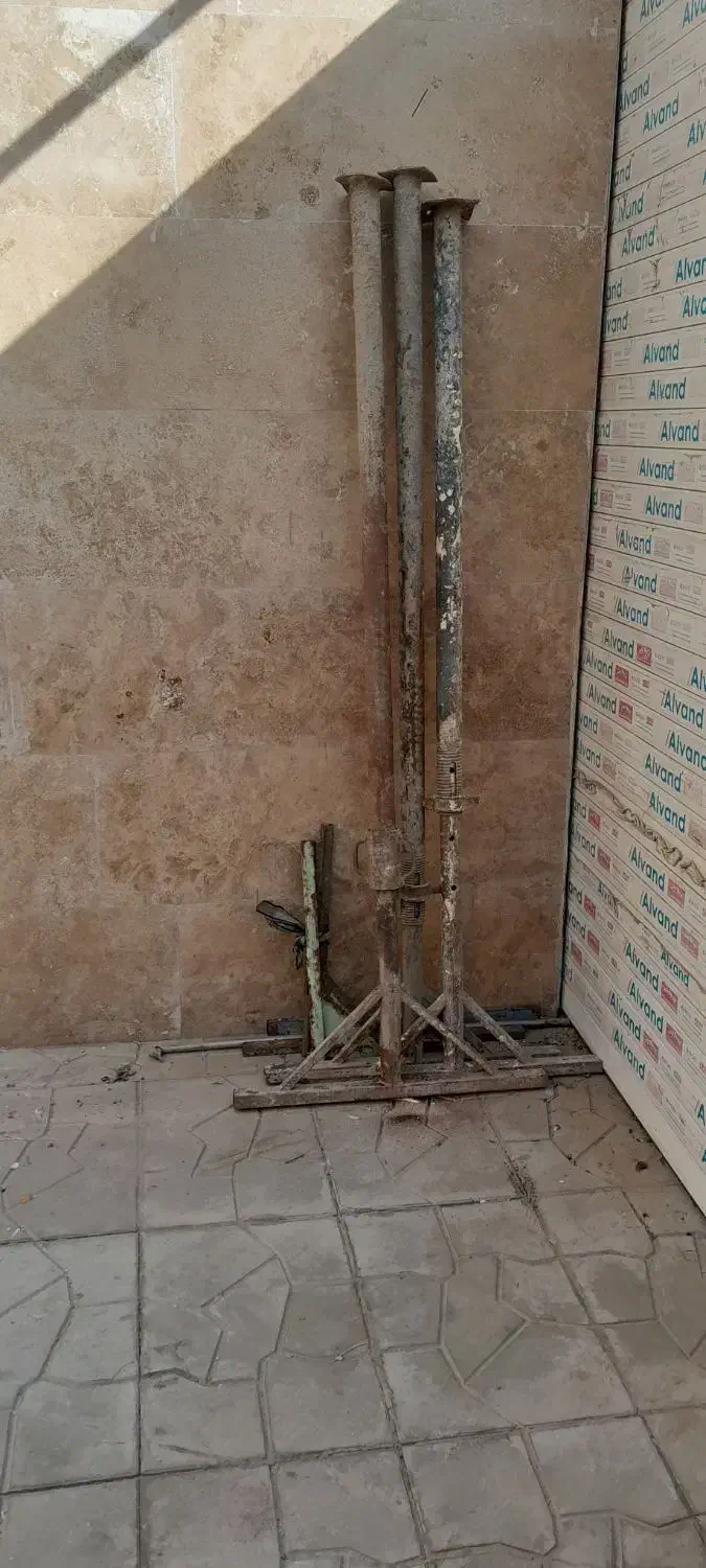 سه عدد جک سنگین آلماتور بندی|مصالح و تجهیزات ساختمان|پاکدشت, پاکدشت (مامازند)|دیوار