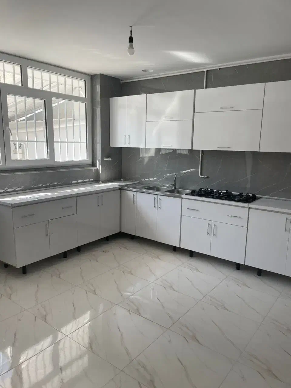 ویلای در عباس اباد ماشین رو|فروش خانه و ویلا|محمدشهر, عباس آباد|دیوار