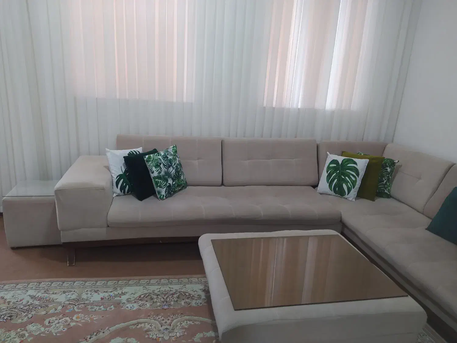 مبل|مبلمان خانگی و میز عسلی|بازرگان, |دیوار