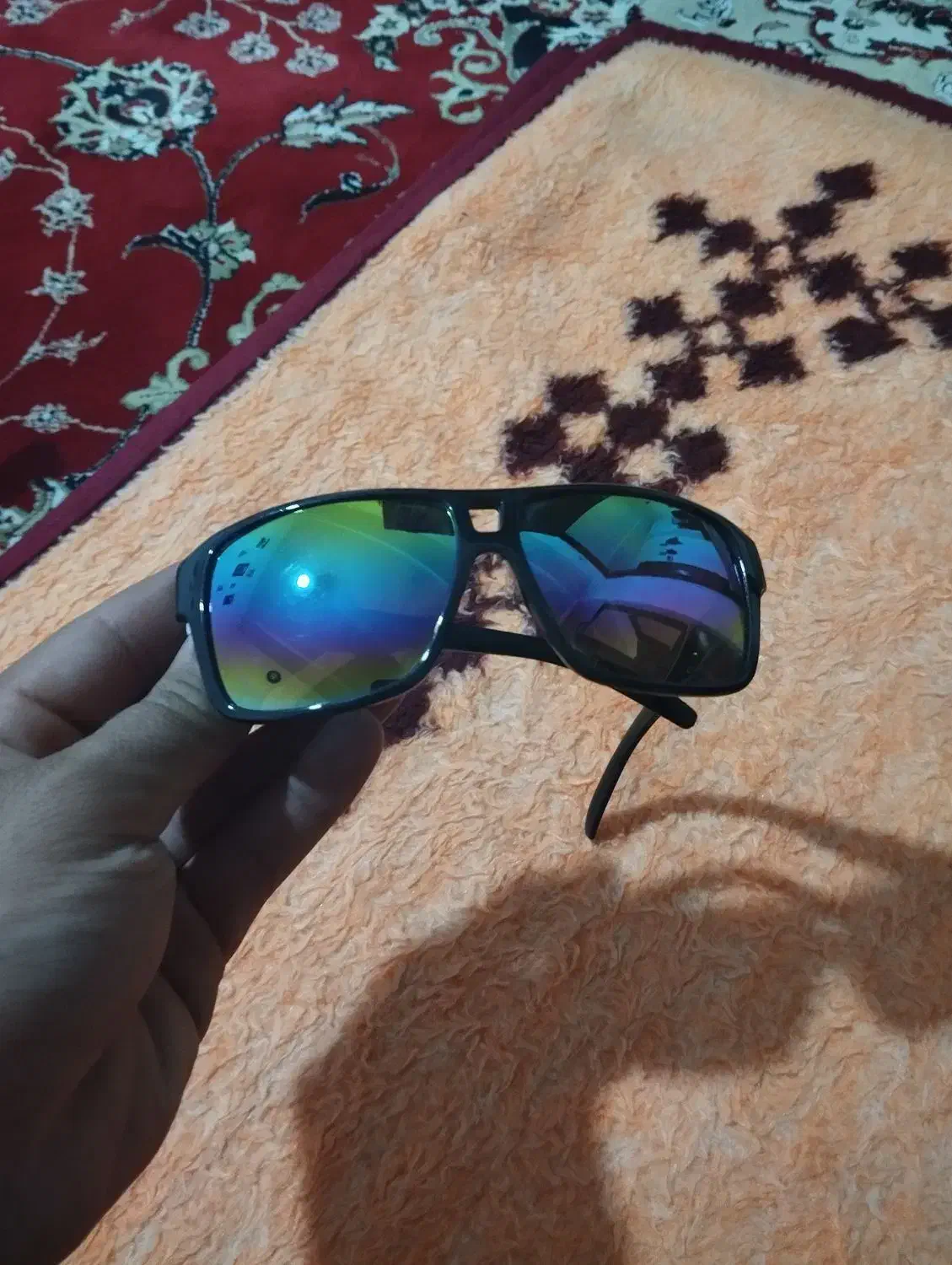 عینک|پرنده|نورآباد, |دیوار