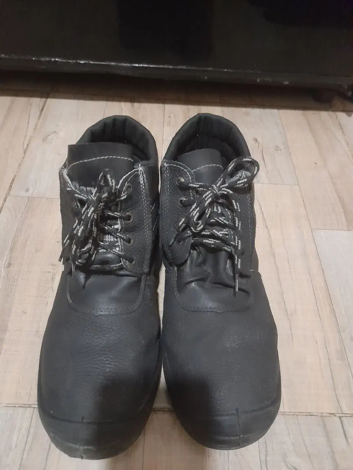 کفش ایمنی درحدنو وکارکرده|کیف، کفش، کمربند|شیراز, شیخ علی چوپان|دیوار