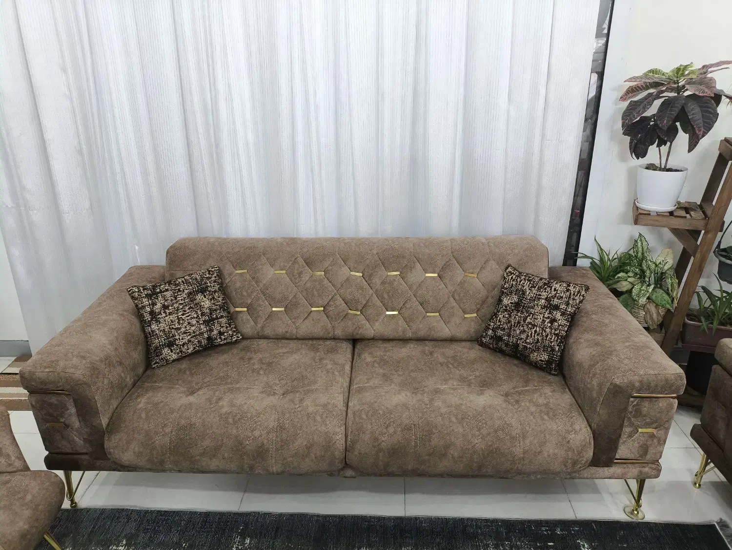 مبل راحتی|مبلمان خانگی و میز عسلی|فولادشهر, B7|دیوار