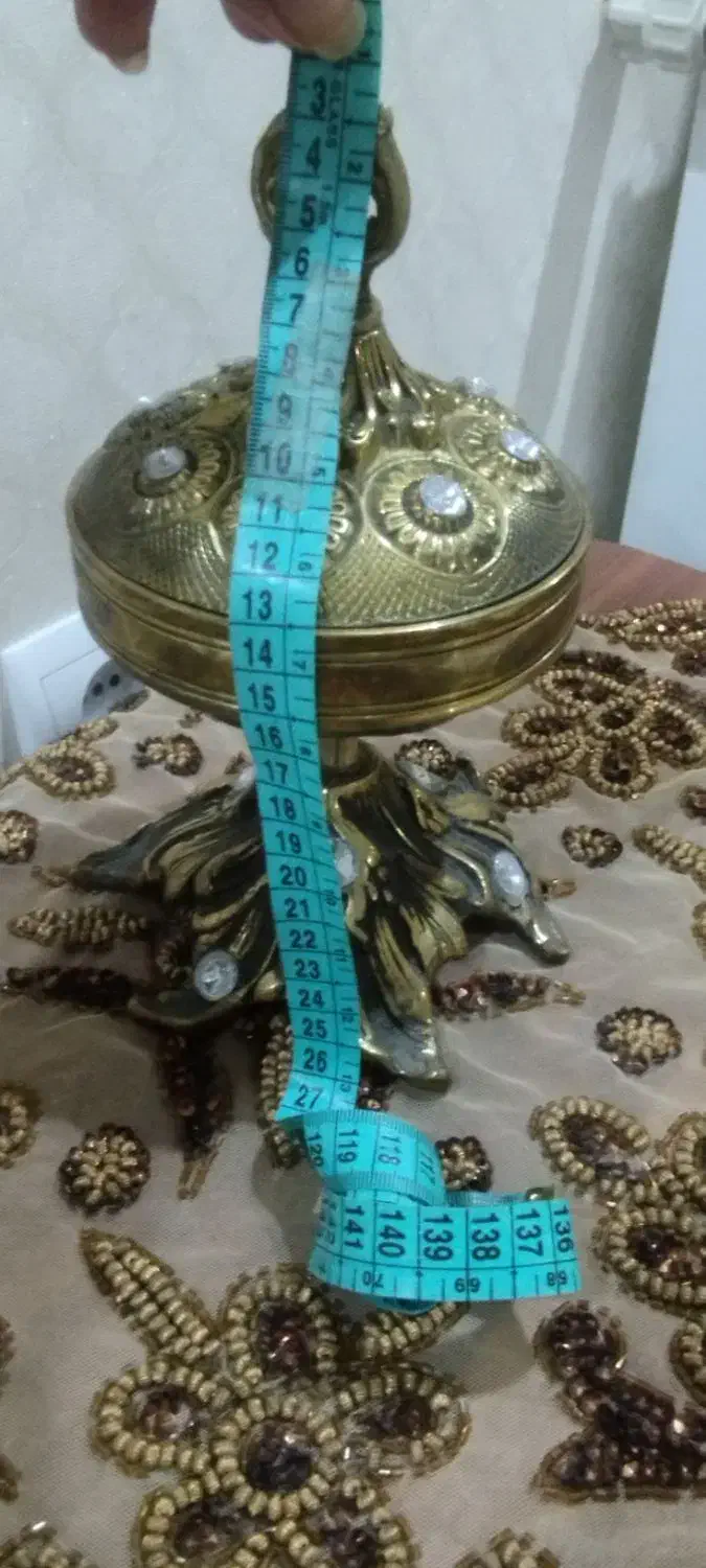 2عدد شکلات خوری برنجی به همراه آباژور|صنایع دستی و سایر لوازم تزئینی|قرچک, محمد آباد|دیوار