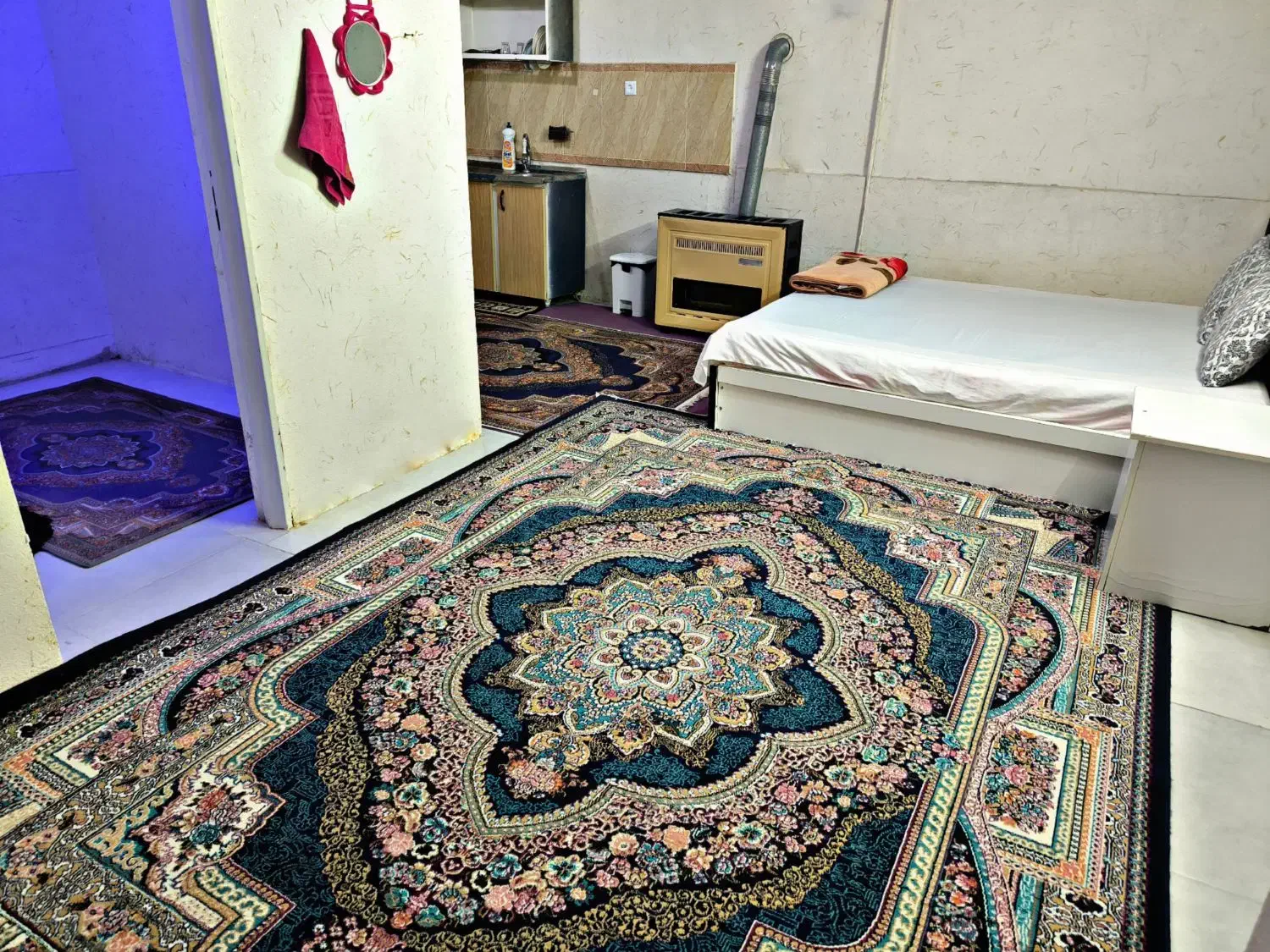 اجاره روزانه منزل شخصی دربستی|اجارهٔ کوتاهمدت آپارتمان و سوئیت|مشهد, هفده شهریور|دیوار