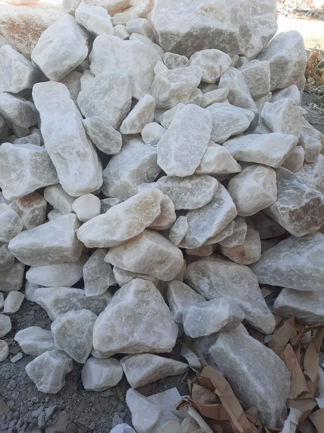 سنگ نمک|خوردنی و آشامیدنی|قم, شاه سید علی|دیوار