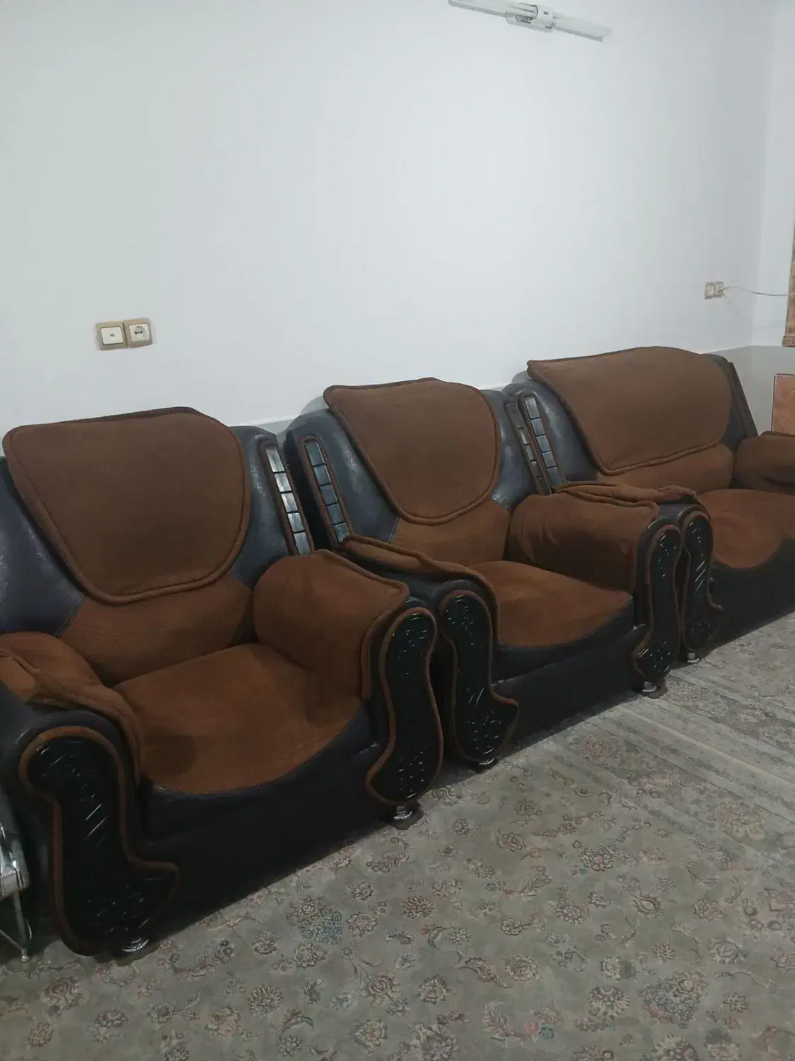 مبل 7نفره ساعت ایستاده|مبلمان خانگی و میز عسلی|دورود, |دیوار