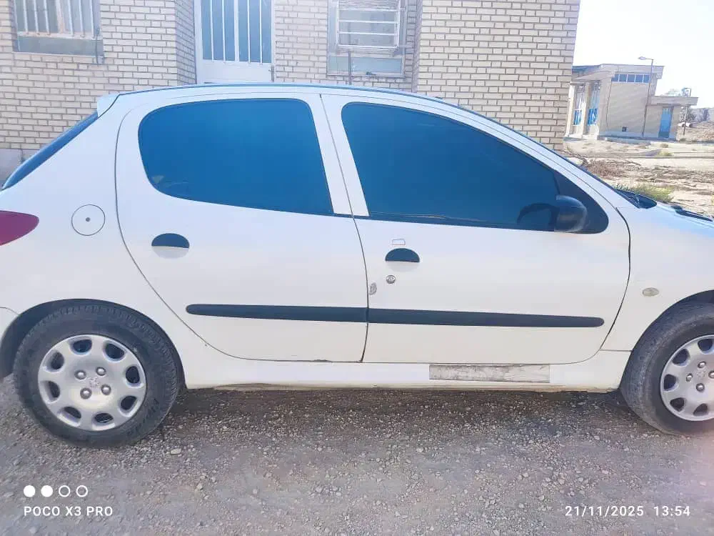 پژو ۲۰۶ مدل ۴۰۱ موتوری سالم|خودرو سواری و وانت|بندر دیر, |دیوار