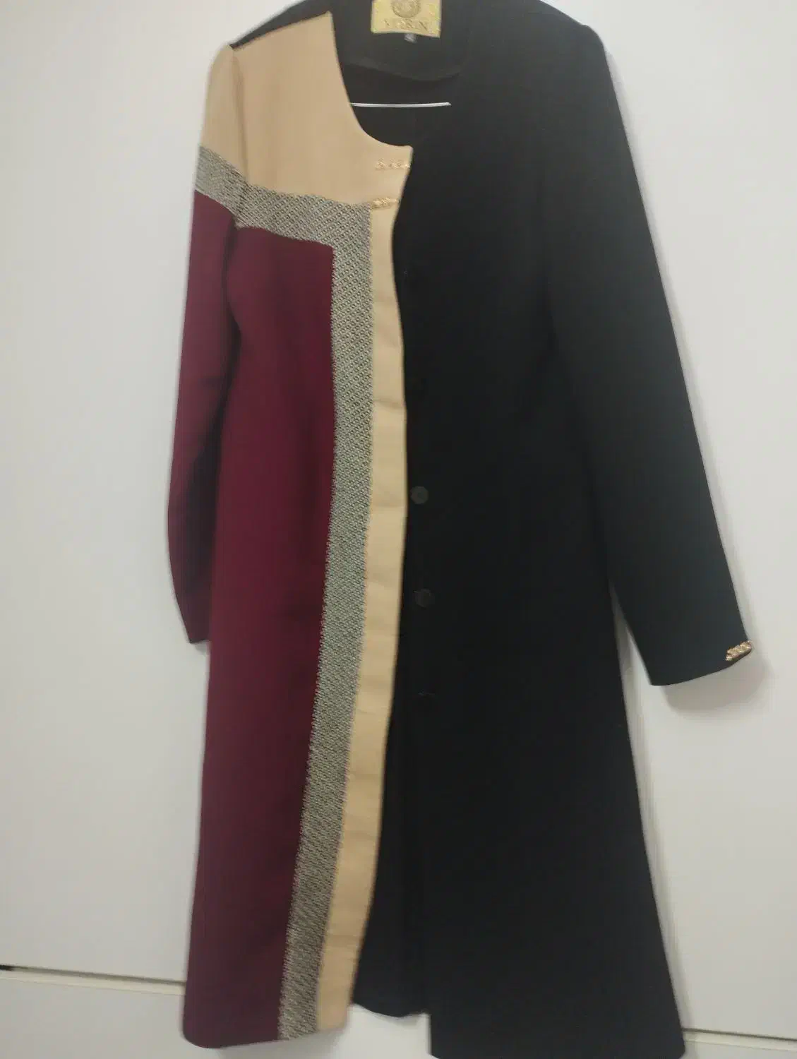 مجلسی|لباس|سبزوار, قلعهنو دهزار|دیوار