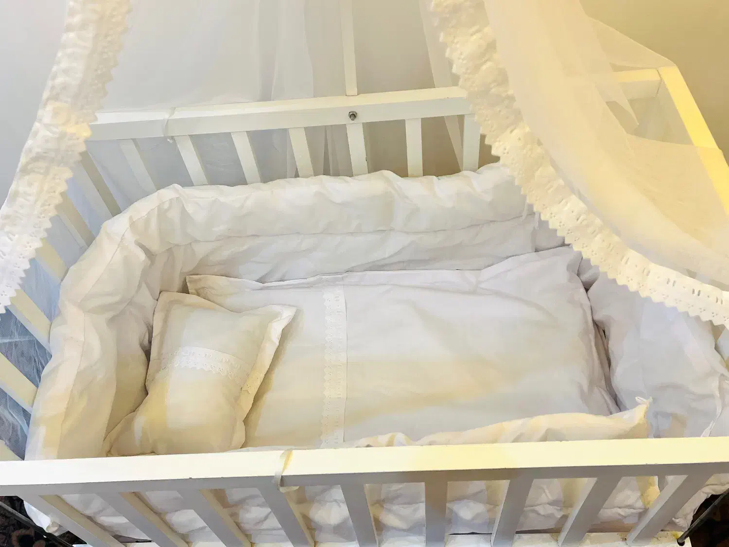 تخت کنار مادر گهواره شو|تخت و صندلی بچه|مراغه, |دیوار