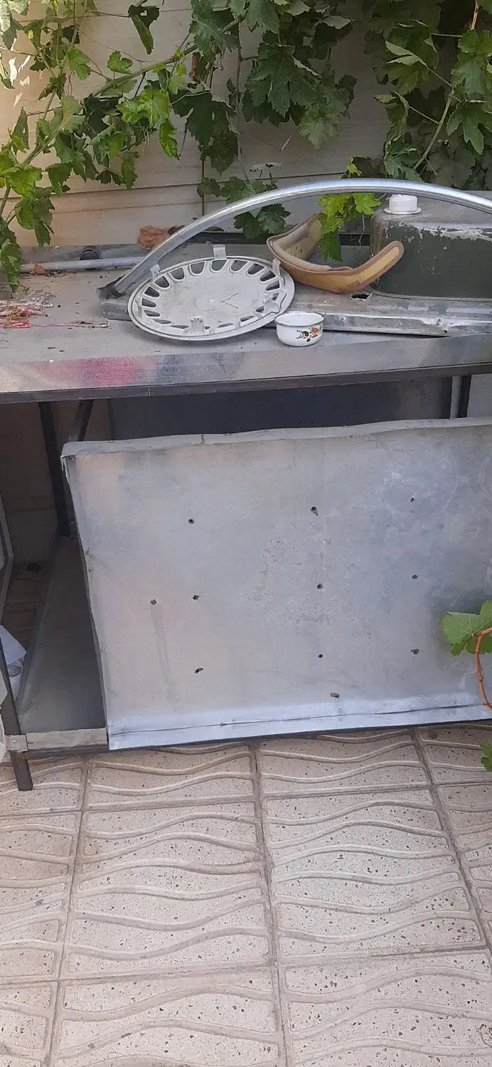 میز آهنی دوطبقه مناسب میوه و گردو|فروشگاه و مغازه|نهاوند, |دیوار