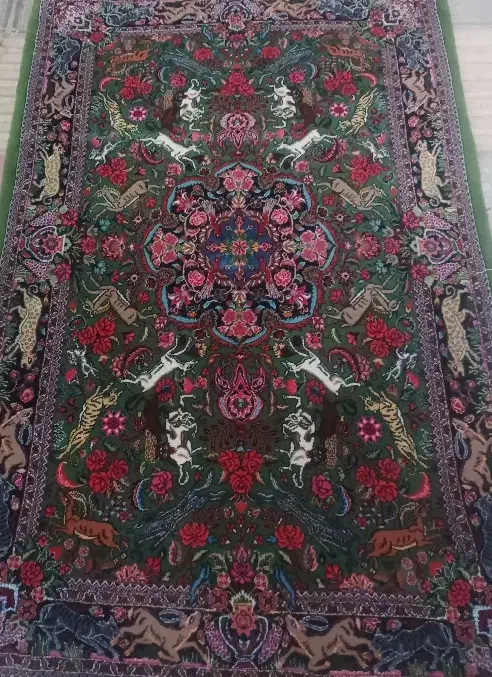 قالی بیجار شکاری|فرش|دهگلان, |دیوار