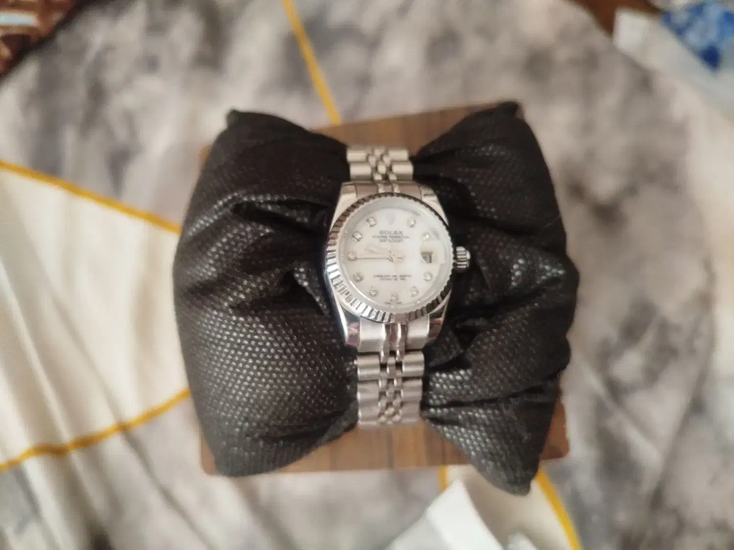 ساعت مچی زنانه رولیکس|ساعت|شیراز, کوشک میدان|دیوار