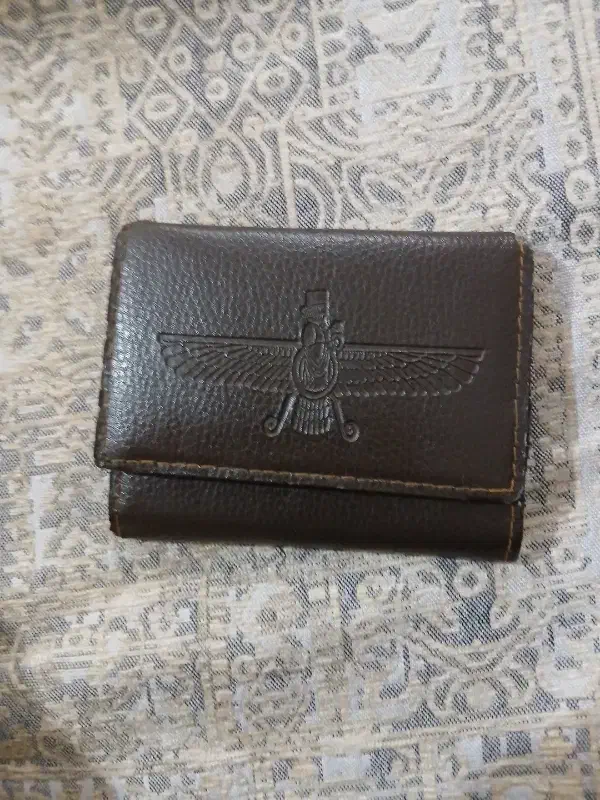 مدارک گم شده|اشیا|کنگاور, |دیوار