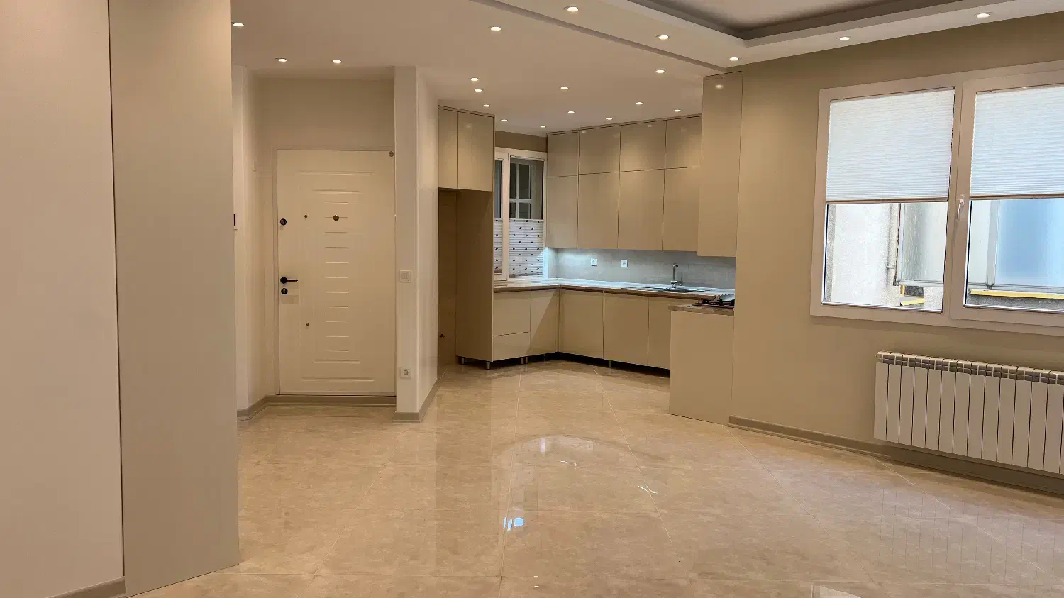 آپارتمان ۲ خوابه بازسازی کامل منظریه جنوبی