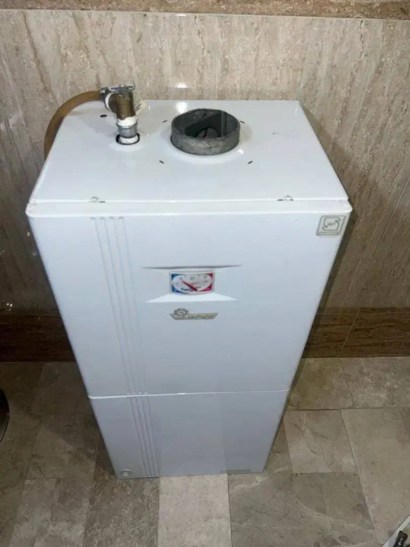 آبگرمکن گازی دیواری ۵۰ لیتری( ایران شرق)|آبگرمکن، پکیج، شوفاژ|مشکین‌دشت, |دیوار